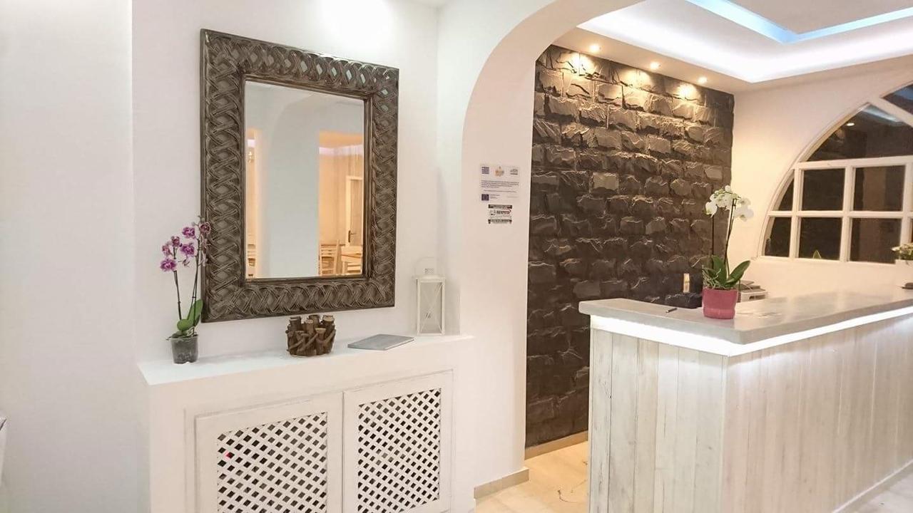 Ino Hotel Камари Экстерьер фото