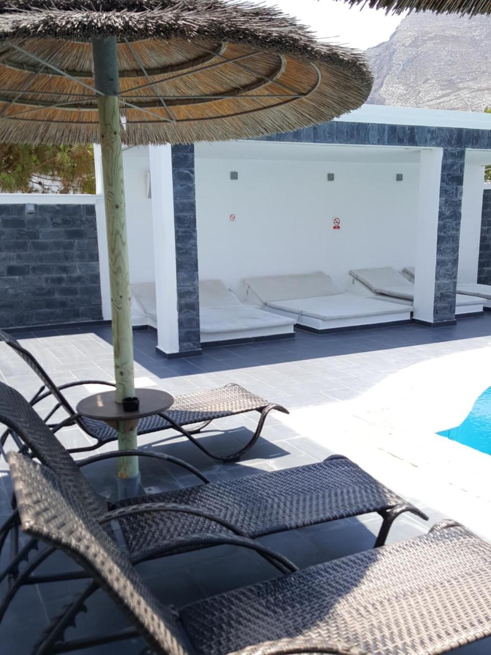 Ino Hotel Камари Экстерьер фото