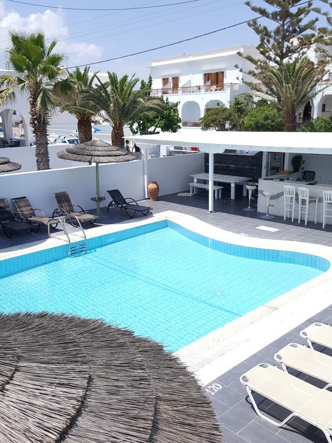 Ino Hotel Камари Экстерьер фото