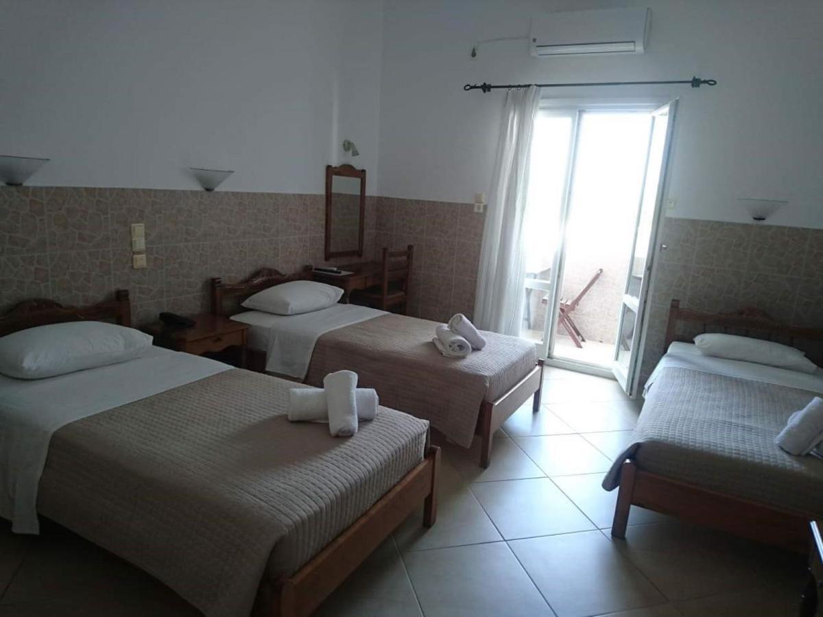 Ino Hotel Камари Экстерьер фото